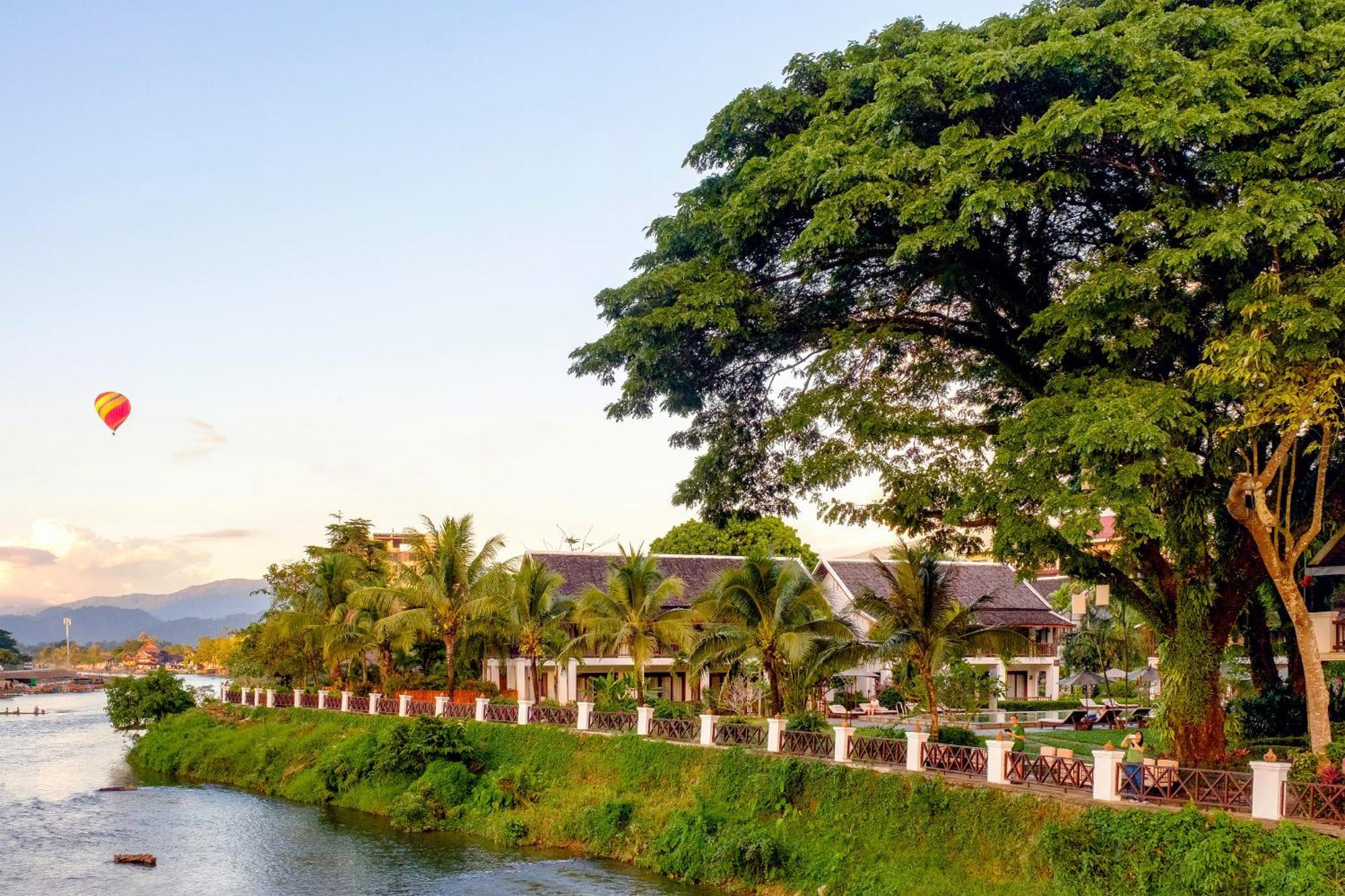 Riverside Boutique Resort, Vang Vieng Exterior photo