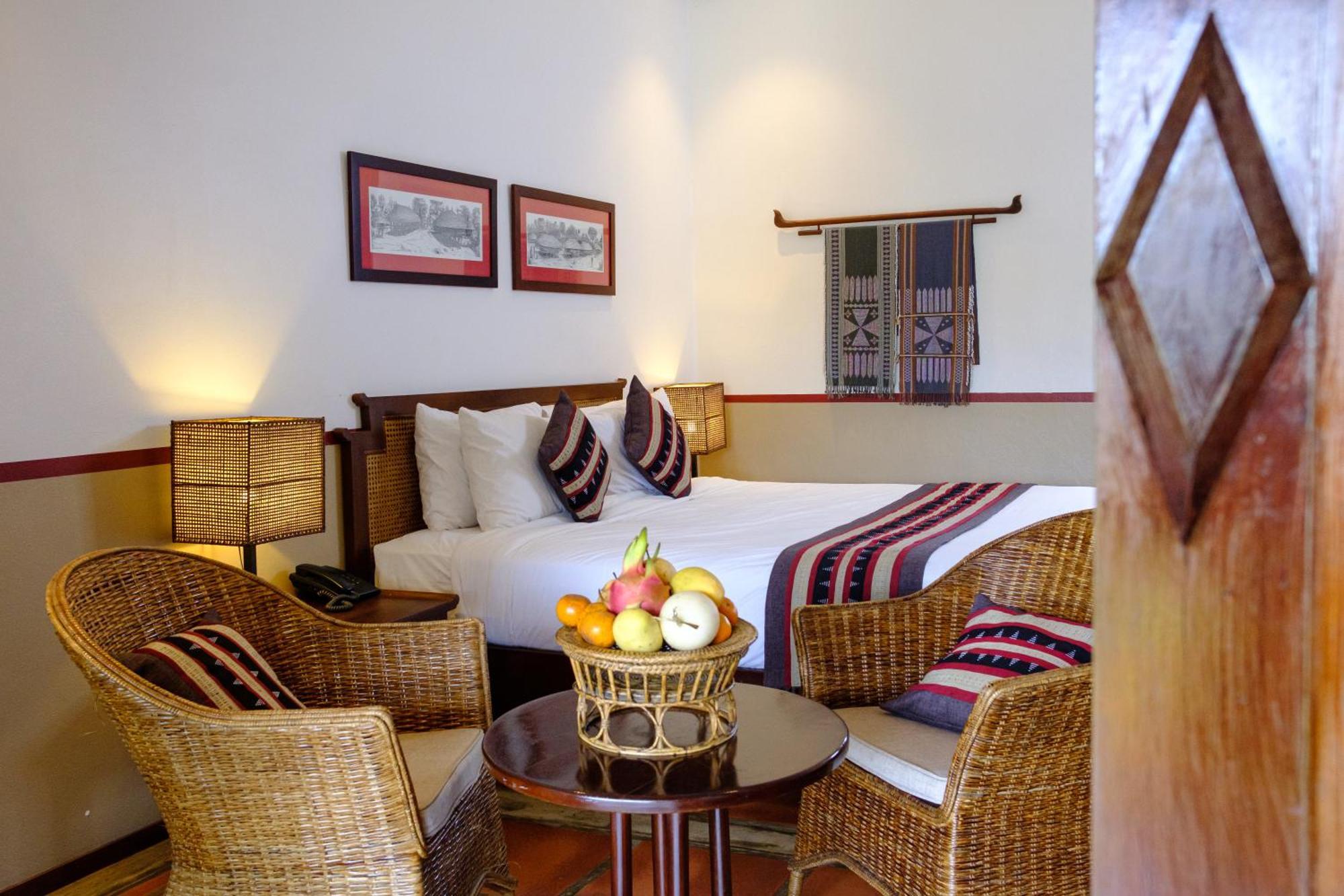 Riverside Boutique Resort, Vang Vieng Exterior photo